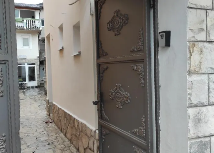 Apartment Golden Bridge *